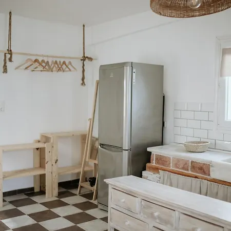 Yi & Thalassa Living By Khi Casa de hóspedes Kithnos