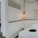 Yi & Thalassa Living By Khi Pensionat