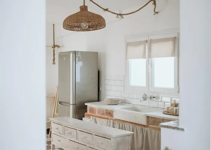 Gasthof Yi & Thalassa Living By Khi Kythnos