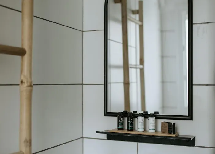 Yi & Thalassa Living By Khi Kythnos